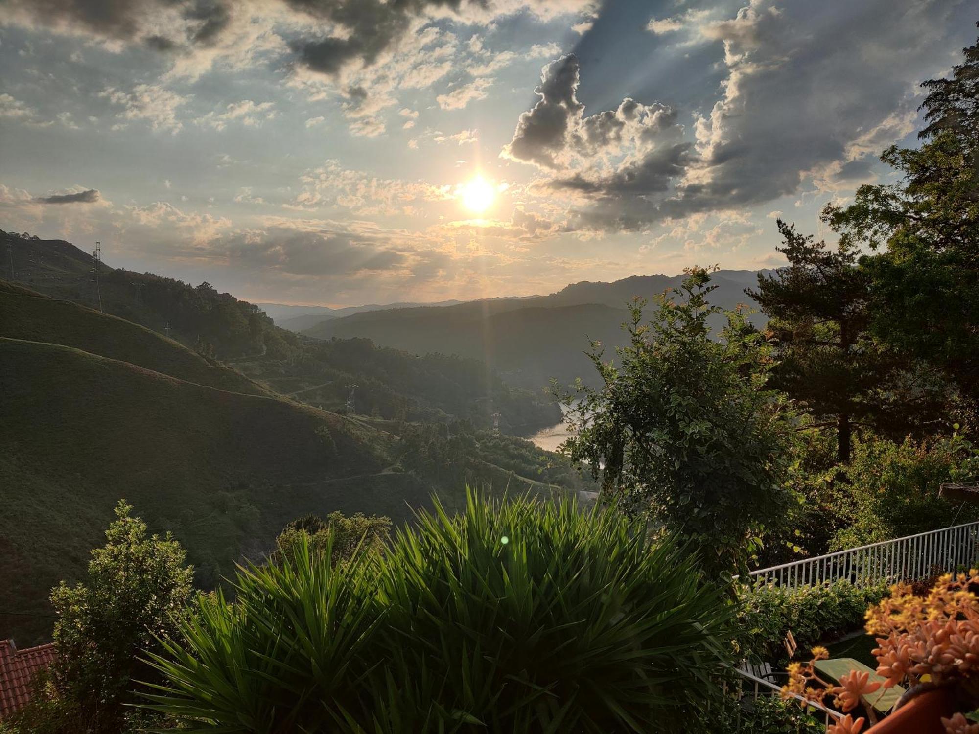 Monteiro'S Geres Countryhouse Ferral ภายนอก รูปภาพ